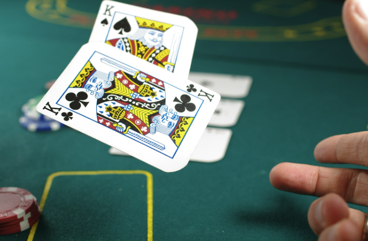 Ohio Lawmakers Pause HB 298, Keeping Sweepstakes Casinos Legal for Now